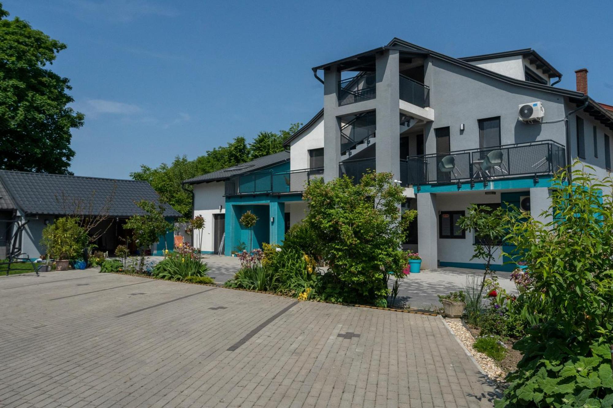 Apartament Magdi Vendeghaz A-B Celldömölk Zewnętrze zdjęcie